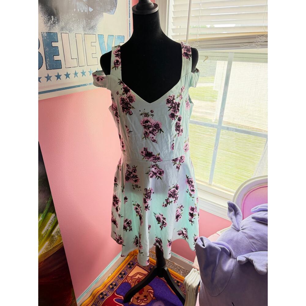 Hot Topic Mint Green Purple Floral Cold Shoulder Fit Flare Dress Size XL